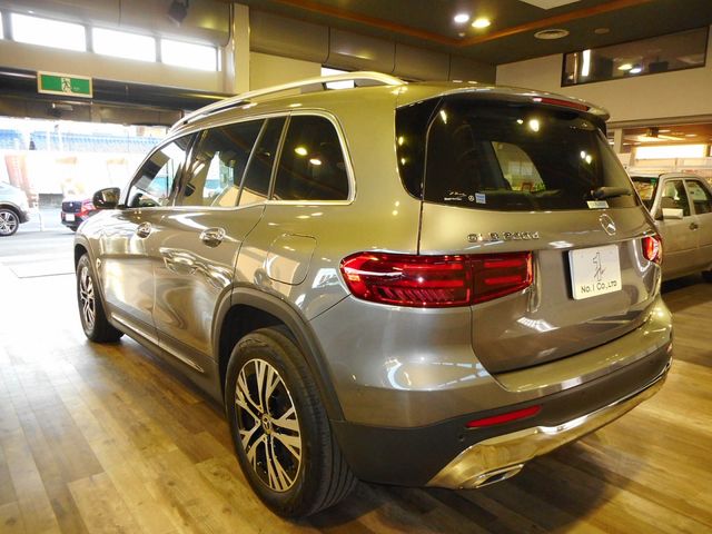 MERCEDES BENZ MERCEDES BENZ GLB 2024