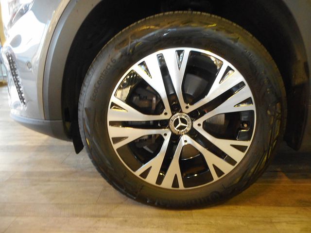 MERCEDES BENZ MERCEDES BENZ GLB 2024