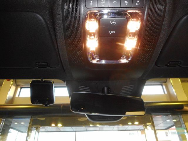 MERCEDES BENZ MERCEDES BENZ GLB 2024