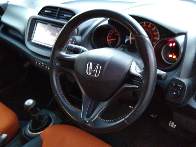HONDA FIT 2011