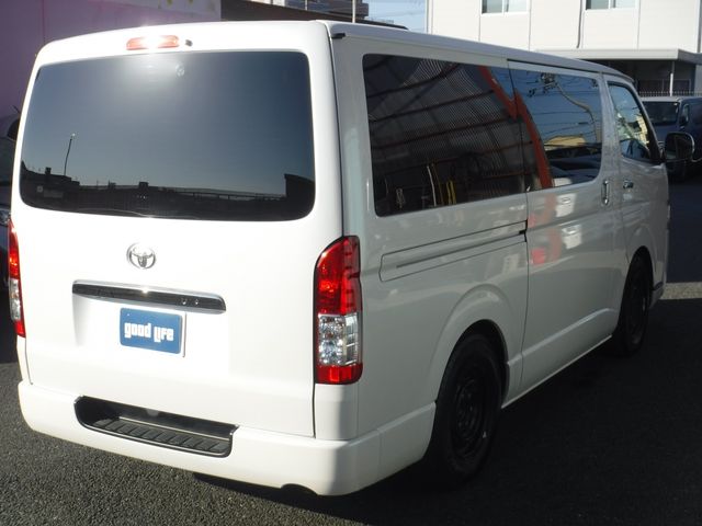 TOYOTA HIACE van 2WD 2019
