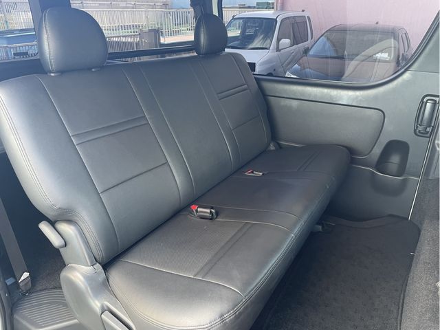 TOYOTA HIACE van 2WD 2019