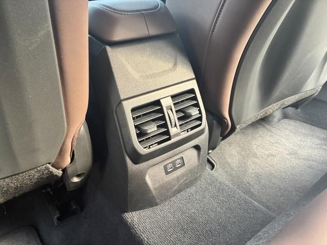 BMW BMW 1series 2025