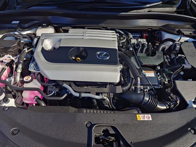 TOYOTA LEXUS UX250h 2023