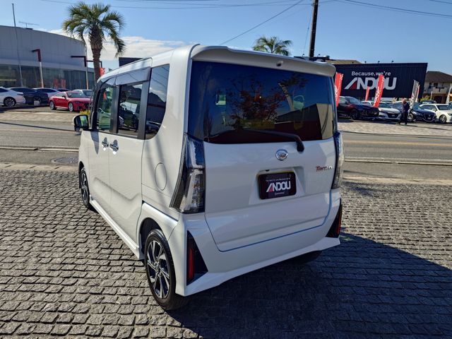 DAIHATSU TANTO CUSTOM 2022