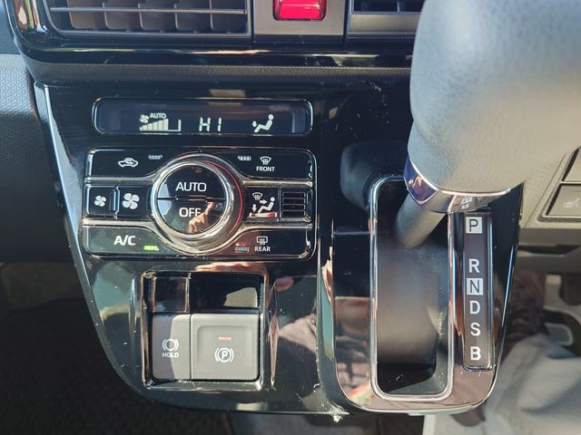 DAIHATSU TANTO CUSTOM 2022