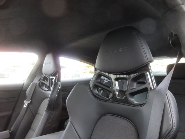 PORSCHE PORSCHE Taycan 2025