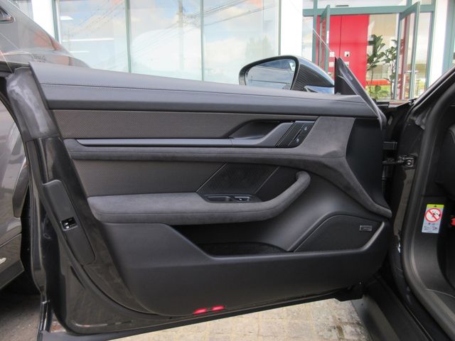 PORSCHE PORSCHE Taycan 2025