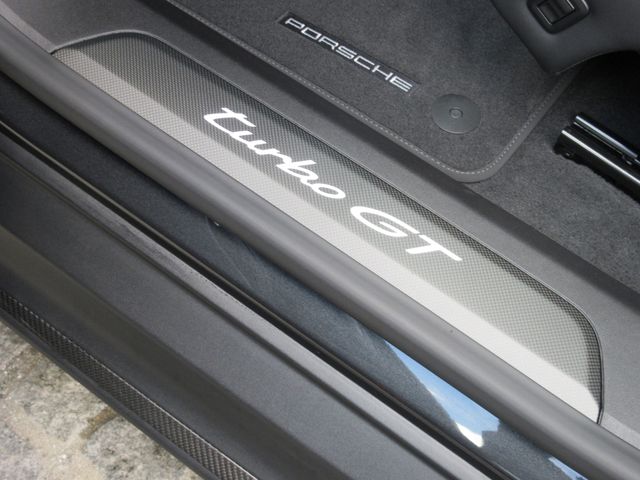 PORSCHE PORSCHE Taycan 2025