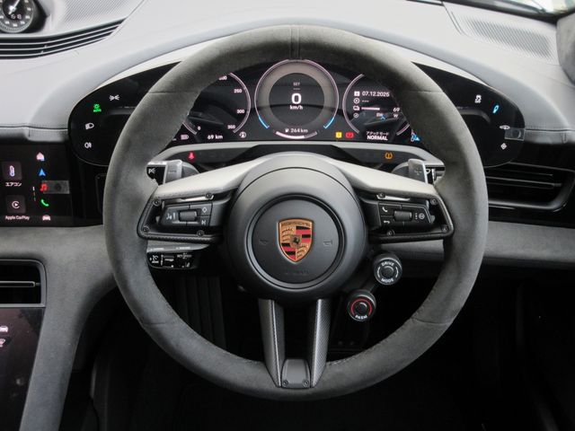 PORSCHE PORSCHE Taycan 2025