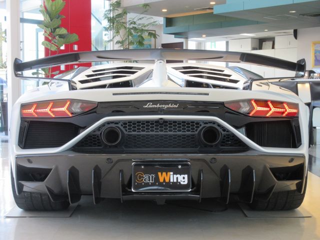 LAMBORGHINI LAMBORGHINI Aventador 2019