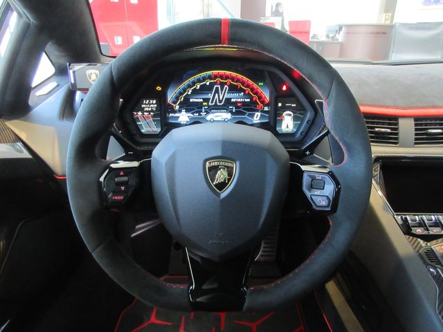 LAMBORGHINI LAMBORGHINI Aventador 2019