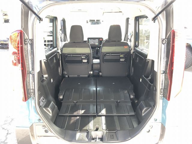 SUZUKI Spacia GEAR 2024