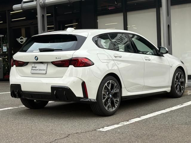 BMW BMW 1series 2025