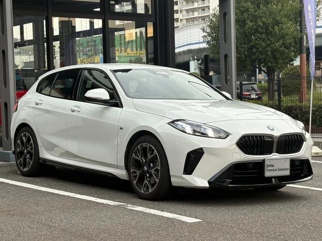 BMW BMW 1series 2025