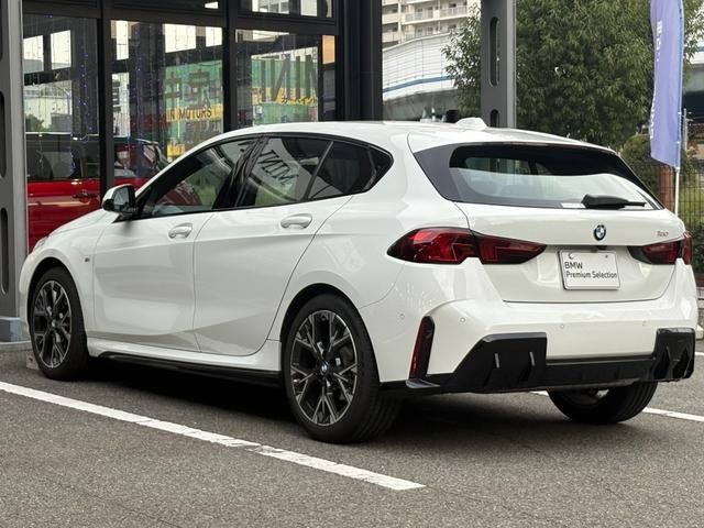 BMW BMW 1series 2025