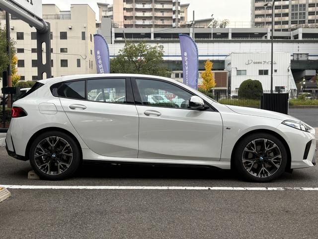 BMW BMW 1series 2025