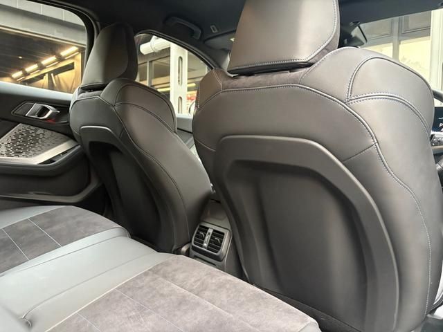 BMW BMW 1series 2025