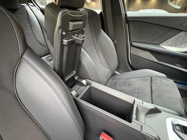 BMW BMW 1series 2025