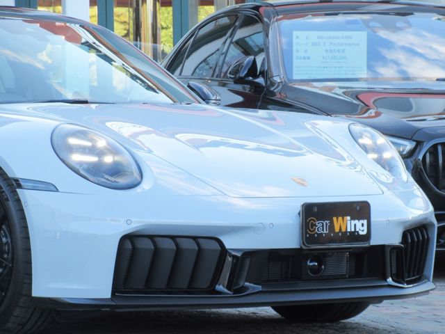 PORSCHE PORSCHE 911 2025