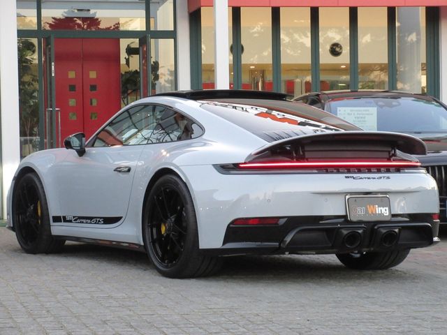 PORSCHE PORSCHE 911 2025