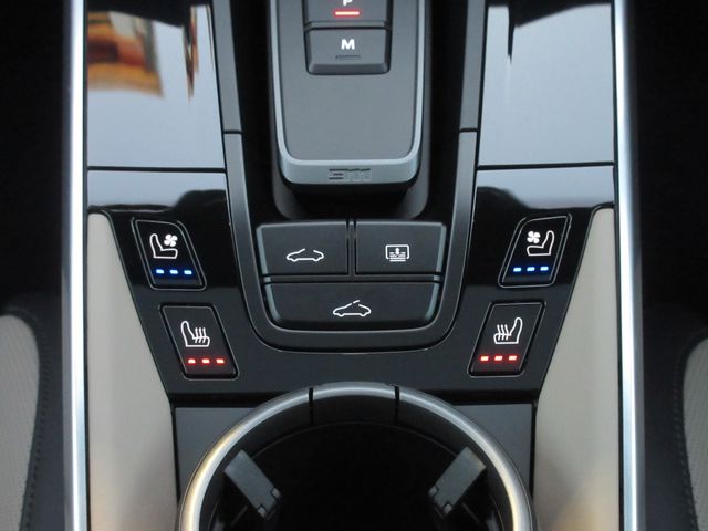 PORSCHE PORSCHE 911 2025