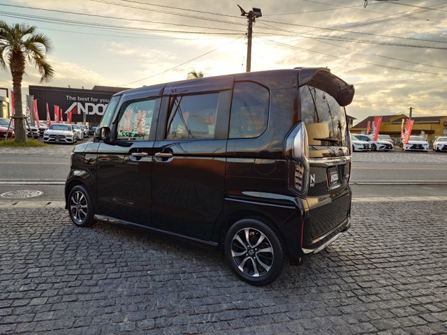 HONDA N BOX CUSTOM 2017