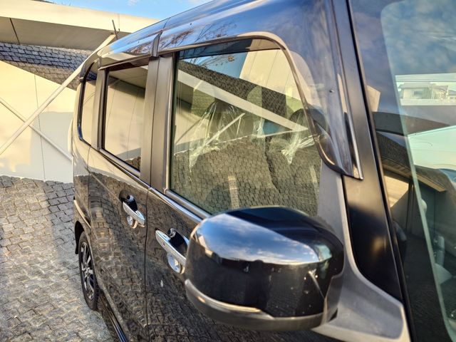 HONDA N BOX CUSTOM 2017