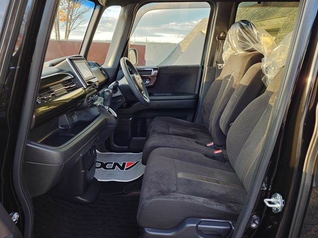 HONDA N BOX CUSTOM 2017