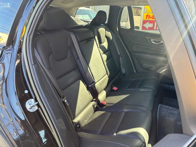 VOLVO VOLVO V60 CROSS COUNTRY 2022