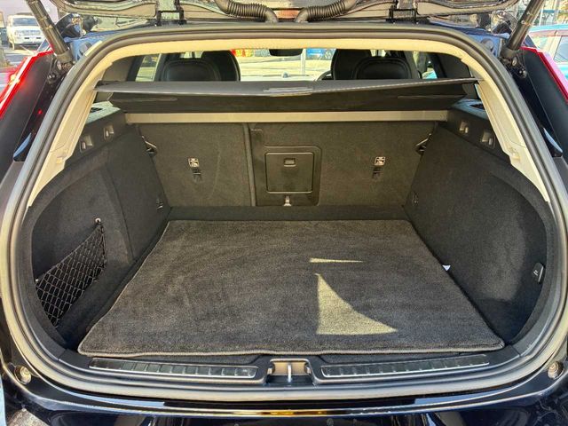 VOLVO VOLVO V60 CROSS COUNTRY 2022