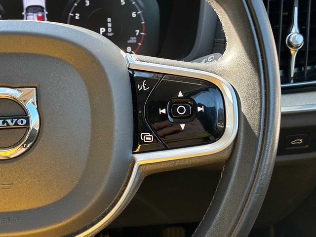 VOLVO VOLVO V60 CROSS COUNTRY 2022