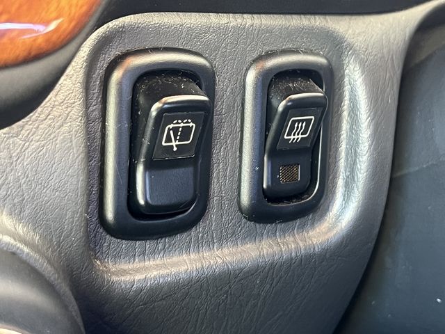 DAIHATSU MIRA GINO 2002