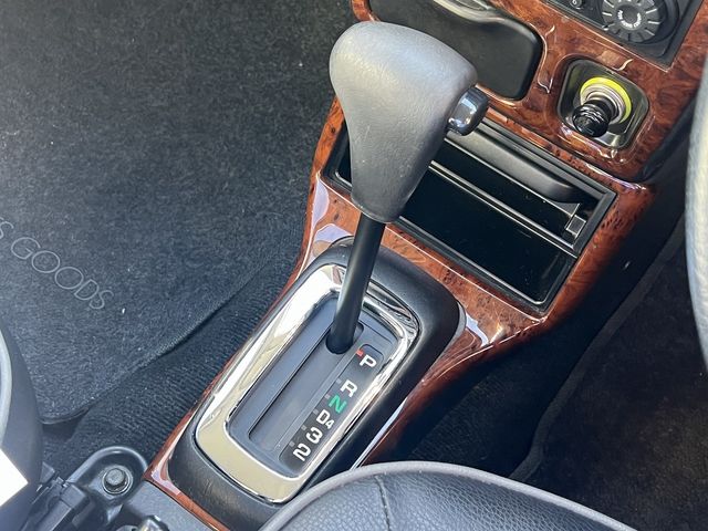 DAIHATSU MIRA GINO 2002