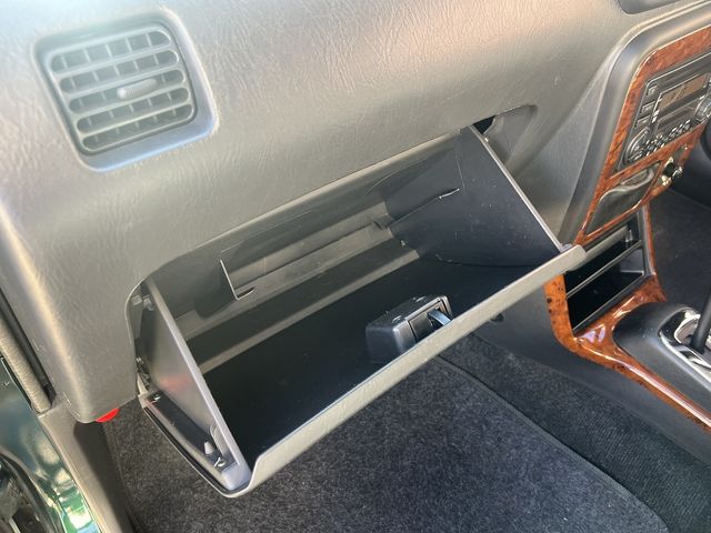 DAIHATSU MIRA GINO 2002