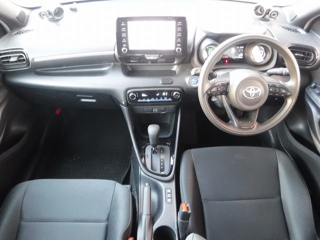 TOYOTA YARIS HYBRID 2021