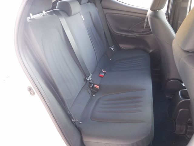 TOYOTA YARIS HYBRID 2021