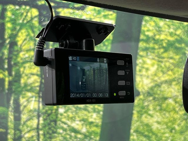 DAIHATSU MIRA 4WD 2011