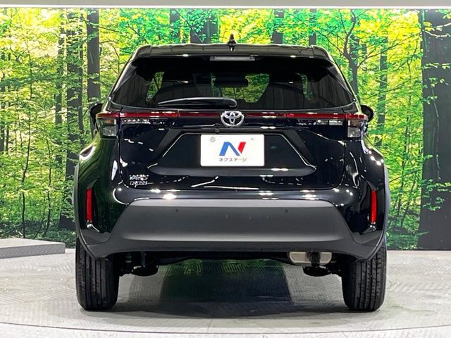 TOYOTA YARIS CROSS 2025