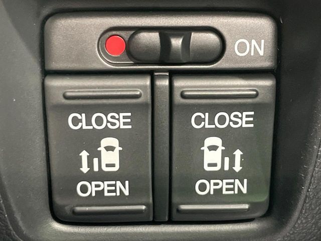 HONDA N BOX CUSTOM 2016