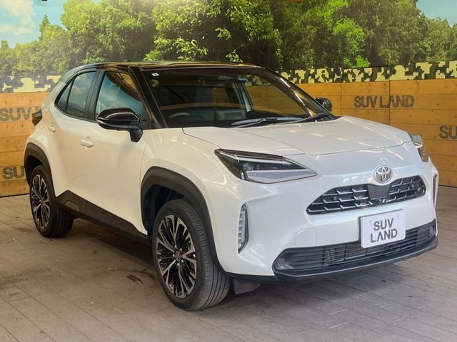 TOYOTA YARIS CROSS 2025