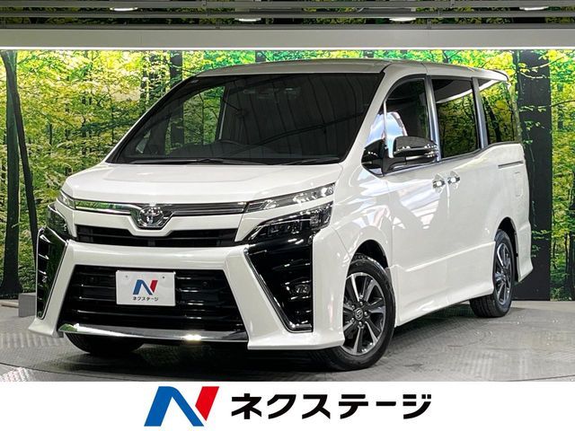 TOYOTA VOXY 2020