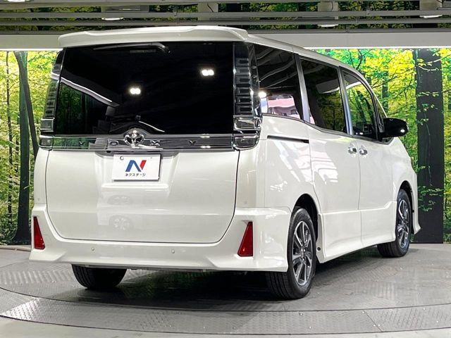 TOYOTA VOXY 2020