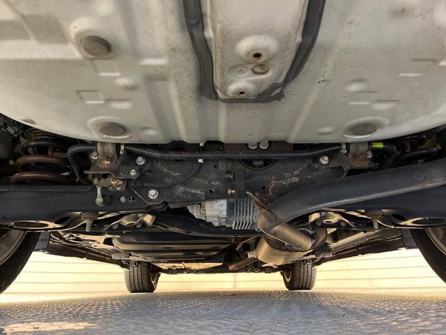 TOYOTA HARRIER HYBRID 2015