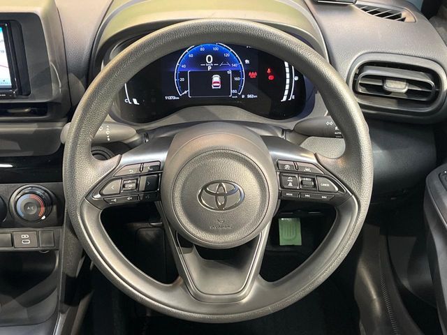 TOYOTA YARIS CROSS 2025