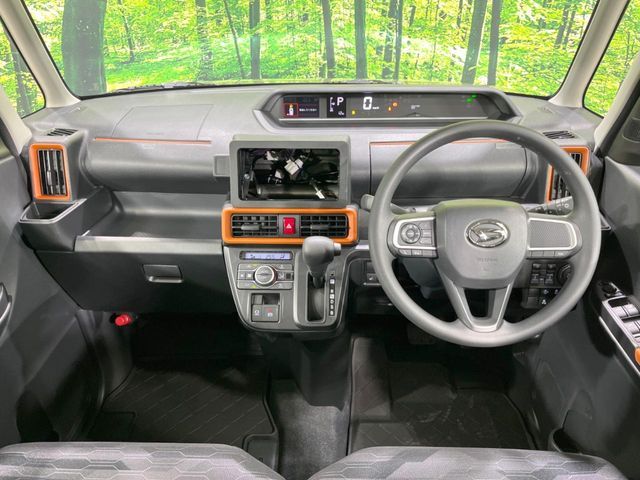 DAIHATSU TANTO FAN CROSS 2024