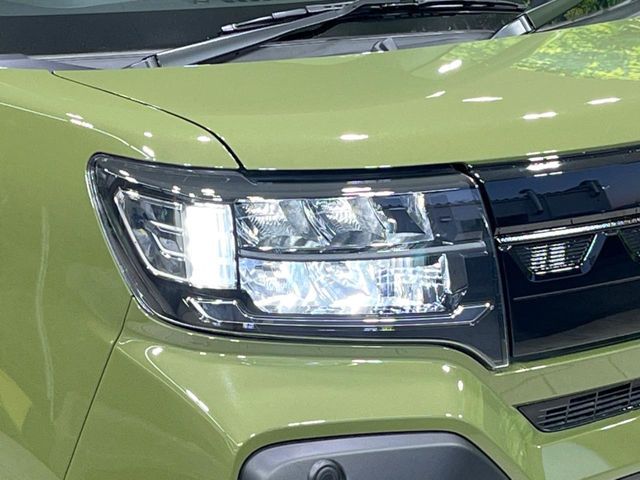 DAIHATSU TANTO FAN CROSS 2024