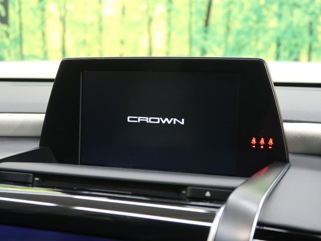 TOYOTA CROWN sedan hybrid 2019