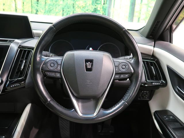 TOYOTA CROWN sedan hybrid 2019