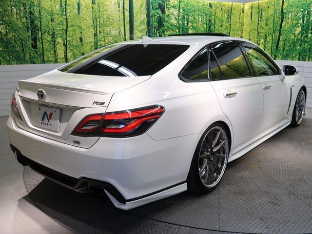 TOYOTA CROWN sedan hybrid 2019